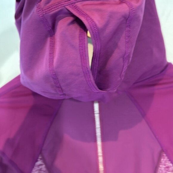 Lululemon run for your life pullover hoodie in dewberry size 4 - Picture 9 of 10